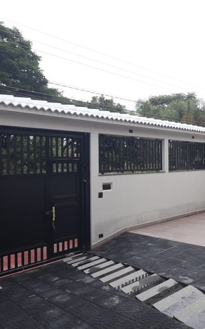 Casa à venda com 210m², 3 quartos e 3 vagasGaragem