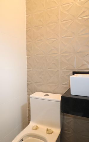 Casa à venda com 210m², 3 quartos e 3 vagasLavabo