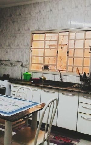 Casa à venda com 132m², 3 quartos e 3 vagas Casa à venda com 132m², 3 quartos e 3 vagasCozinha