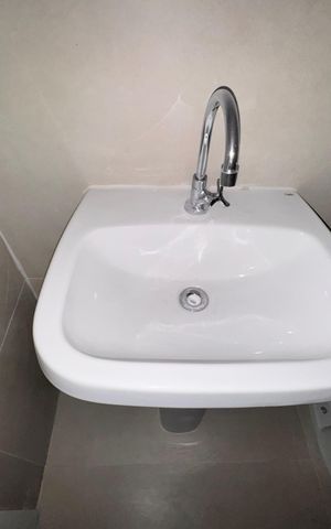 Apartamento à venda com 85m², 2 quartos e 1 vaga Apartamento à venda com 85m², 2 quartos e 1 vagaBanheiro Social