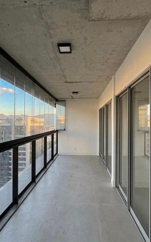 Apartamento à venda com 85m², 2 quartos e 1 vaga Apartamento à venda com 85m², 2 quartos e 1 vagaVaranda