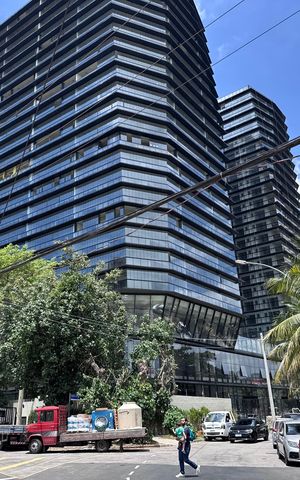 Apartamento à venda com 85m², 2 quartos e 1 vaga Apartamento à venda com 85m², 2 quartos e 1 vagaFachada