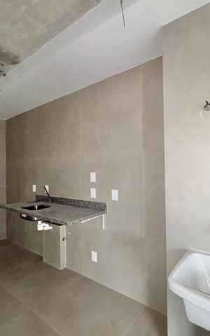 Apartamento à venda com 85m², 2 quartos e 1 vaga Apartamento à venda com 85m², 2 quartos e 1 vagaCozinha e Área de Serviço