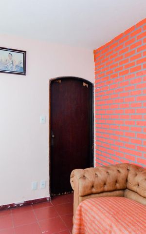 Casa à venda com 150m², 2 quartos e 3 vagasSala