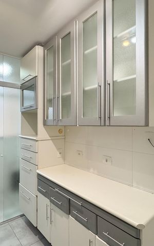 Apartamento à venda com 85m², 3 quartos e 1 vagaCozinha 