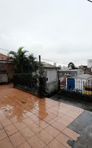 Casa à venda com 300m², 2 quartos e sem vagaÁrea externa
