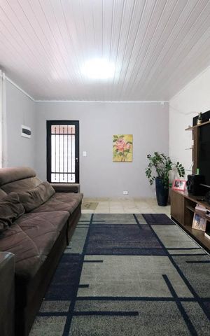 Casa à venda com 300m², 2 quartos e sem vagaSala