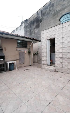 Casa à venda com 300m², 2 quartos e sem vagaÁrea externa