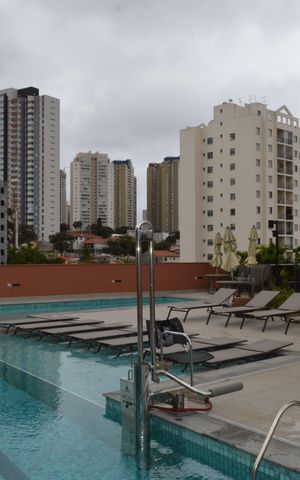 Apartamento para alugar com 67m², 2 quartos e 1 vaga Piscina