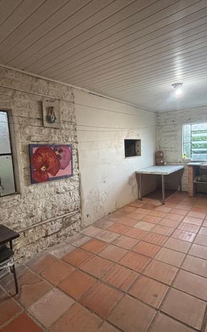 Casa à venda com 136m², 3 quartos e 2 vagas