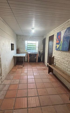 Casa à venda com 136m², 3 quartos e 2 vagas