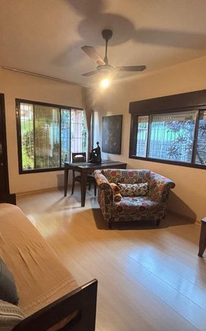 Casa à venda com 136m², 3 quartos e 2 vagas
