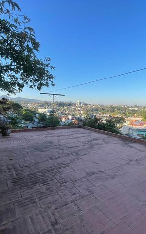 Casa à venda com 136m², 3 quartos e 2 vagas
