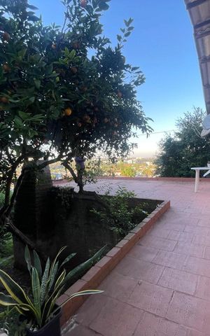 Casa à venda com 136m², 3 quartos e 2 vagas