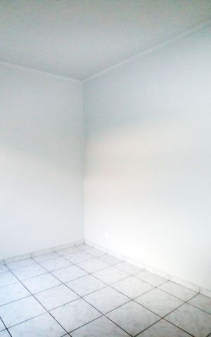 Casa à venda com 47m², 1 quarto e sem vagaQuarto