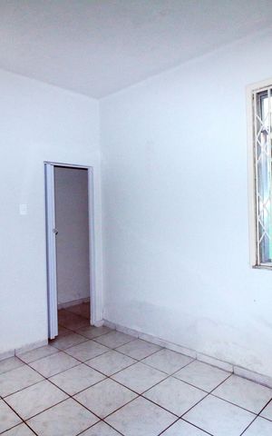 Casa à venda com 47m², 1 quarto e sem vagaQuarto
