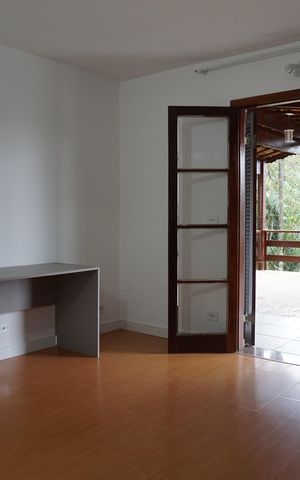 Casa para alugar com 220m², 4 quartos e 5 vagasSuíte 2