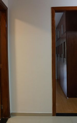 Casa para alugar com 220m², 4 quartos e 5 vagasCorredor