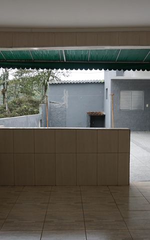 Casa para alugar com 220m², 4 quartos e 5 vagasLavanderia 1