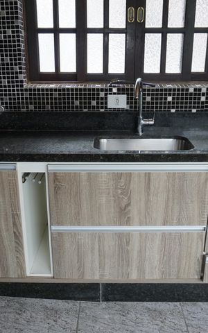 Casa para alugar com 220m², 4 quartos e 5 vagasChurrasqueira