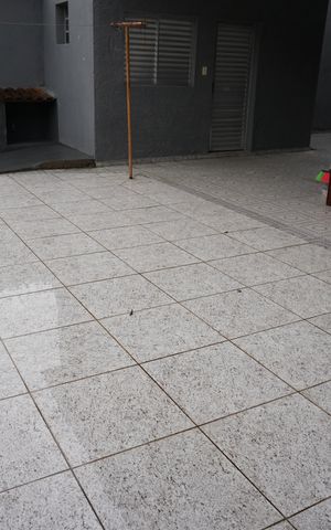 Casa para alugar com 220m², 4 quartos e 5 vagasQuintal