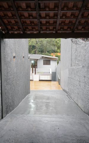 Casa para alugar com 220m², 4 quartos e 5 vagasGaragem