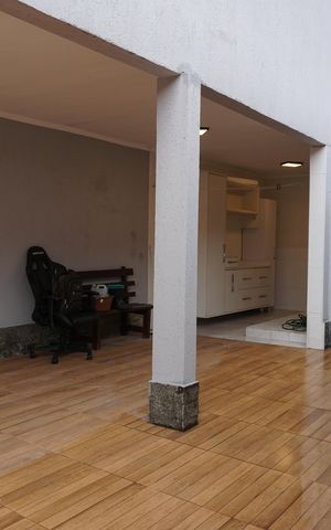 Casa para alugar com 220m², 4 quartos e 5 vagasGaragem