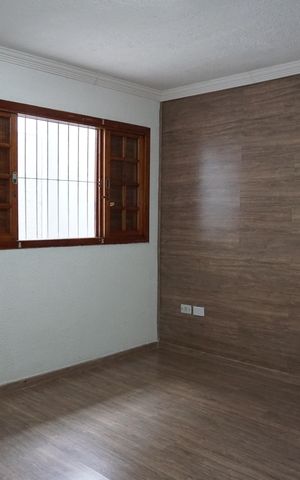 Casa para alugar com 220m², 4 quartos e 5 vagasQuarto 1