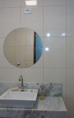 Casa para alugar com 220m², 4 quartos e 5 vagasBanheiro Social 1
