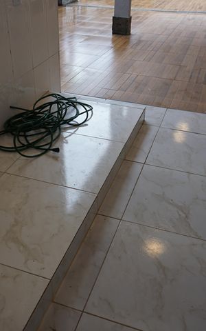 Casa para alugar com 220m², 4 quartos e 5 vagasLavanderia 2