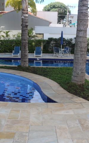 Apartamento à venda com 90m², 3 quartos e 2 vagasÁrea comum - Piscina