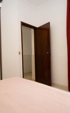 Casa à venda com 280m², 4 quartos e 5 vagas Casa à venda com 280m², 4 quartos e 5 vagasQuarto 2