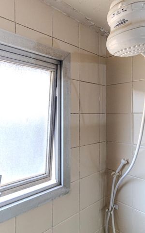 Apartamento à venda com 55m², 2 quartos e 1 vaga Apartamento à venda com 55m², 2 quartos e 1 vagaBanheiro social
