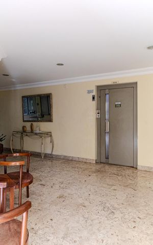 Apartamento à venda com 55m², 2 quartos e 1 vaga Apartamento à venda com 55m², 2 quartos e 1 vagaHall Social
