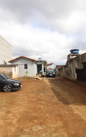 Casa à venda com 500m², 3 quartos e 20 vagasGaragem