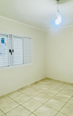 Casa para alugar com 195m², 3 quartos e 2 vagas Casa para alugar com 195m², 3 quartos e 2 vagasQuarto 1