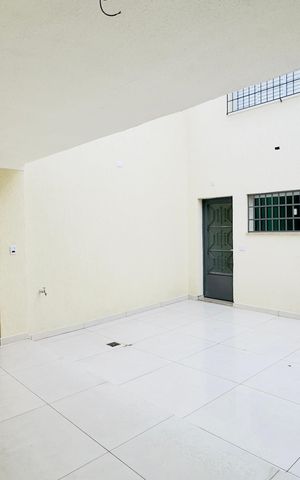 Casa para alugar com 195m², 3 quartos e 2 vagas Casa para alugar com 195m², 3 quartos e 2 vagasQuintal