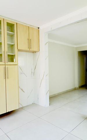Casa para alugar com 195m², 3 quartos e 2 vagas Casa para alugar com 195m², 3 quartos e 2 vagasCozinha