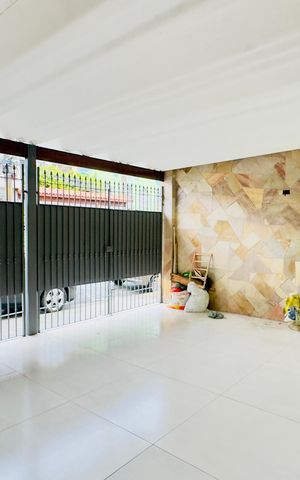 Casa para alugar com 195m², 3 quartos e 2 vagas Casa para alugar com 195m², 3 quartos e 2 vagasGaragem