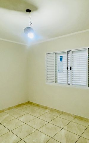 Casa para alugar com 195m², 3 quartos e 2 vagas Casa para alugar com 195m², 3 quartos e 2 vagasQuarto 1