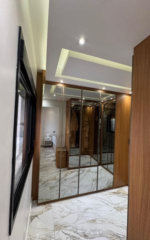 Apartamento à venda com 60m², 1 quarto e 1 vaga Apartamento à venda com 60m², 1 quarto e 1 vagaCloset
