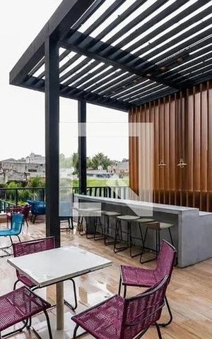 Apartamento à venda com 60m², 1 quarto e 1 vaga Apartamento à venda com 60m², 1 quarto e 1 vagaPiscina