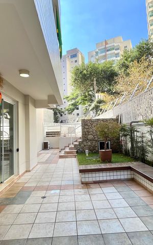Apartamento à venda com 130m², 4 quartos e 2 vagas Apartamento à venda com 130m², 4 quartos e 2 vagasHall de entrada