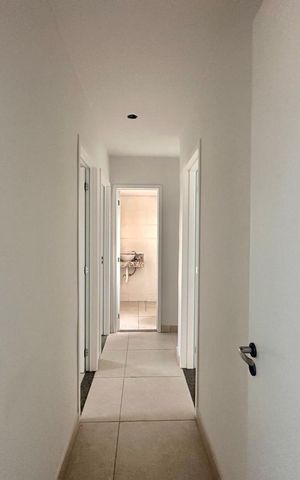 Apartamento à venda com 76m², 3 quartos e 2 vagasCorredor 