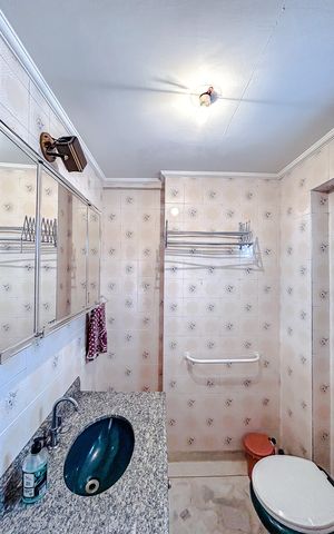 Apartamento à venda com 76m², 2 quartos e 1 vagaBanheiro