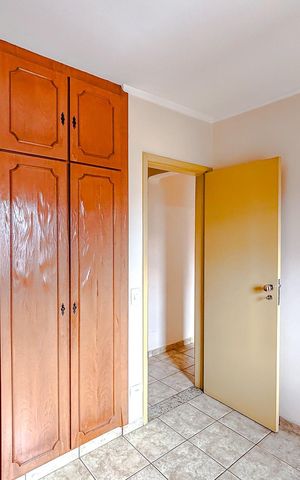 Apartamento à venda com 76m², 2 quartos e 1 vagaQuarto 2