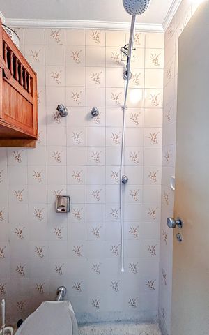 Apartamento à venda com 76m², 2 quartos e 1 vagaBanheiro de serviço