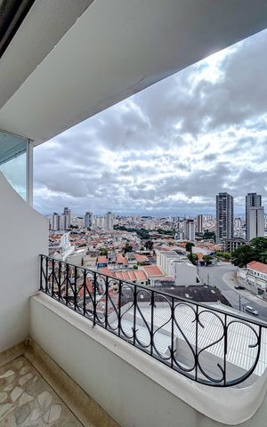 Apartamento à venda com 76m², 2 quartos e 1 vagaVaranda