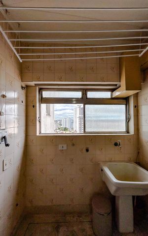 Apartamento à venda com 76m², 2 quartos e 1 vagaÁrea de Serviço