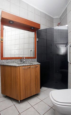 Apartamento à venda com 71m², 3 quartos e sem vagaBanheiro